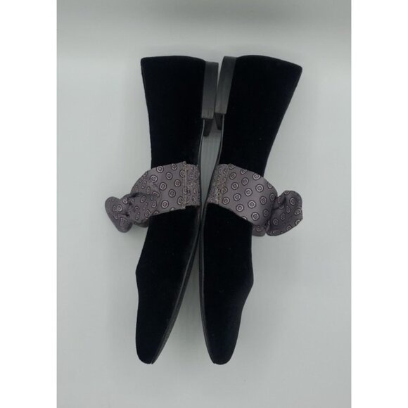 1901 Ladies Black Velvet Flats with Fabric Bows Size 9 M - Picture 4 of 11